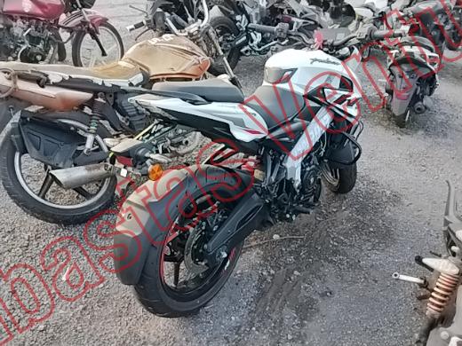 BAJAJ PULSAR 2025, foto 5 de 19