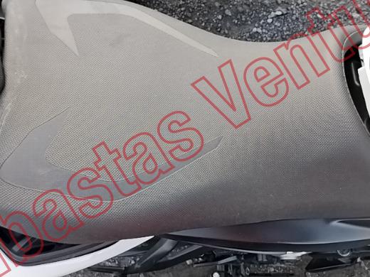 BAJAJ PULSAR 2025, foto 12 de 19