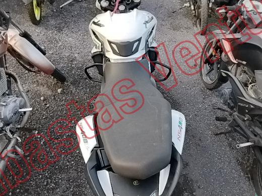 BAJAJ PULSAR 2025, foto 15 de 19