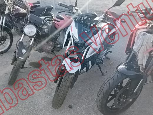 BAJAJ PULSAR 2026, foto 1 de 19