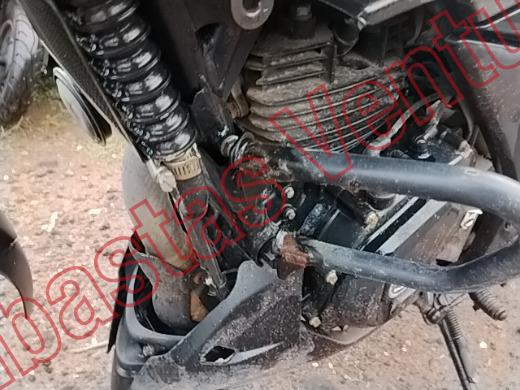 BAJAJ PULSAR 2024, foto 10 de 19