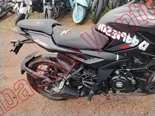 BAJAJ PULSAR 2024, foto 13 de 19