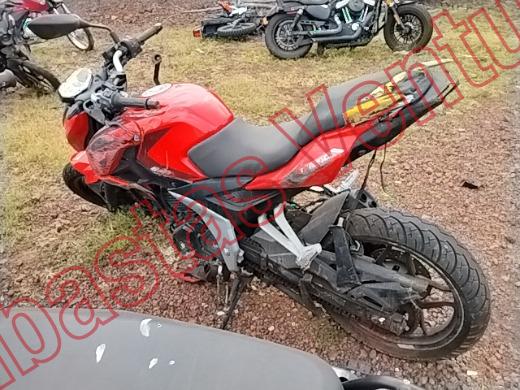 BAJAJ PULSAR 2025, foto 8 de 19
