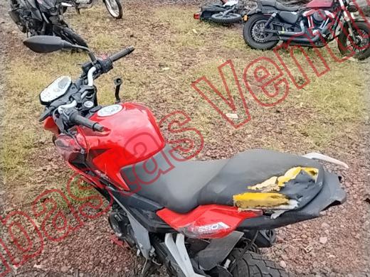 BAJAJ PULSAR 2025, foto 16 de 19