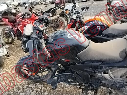 BAJAJ PULSAR 2025, foto 17 de 19