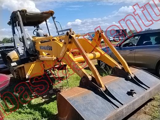 KOMATSU RETROEXCAVADORA  2017, foto 3 de 19