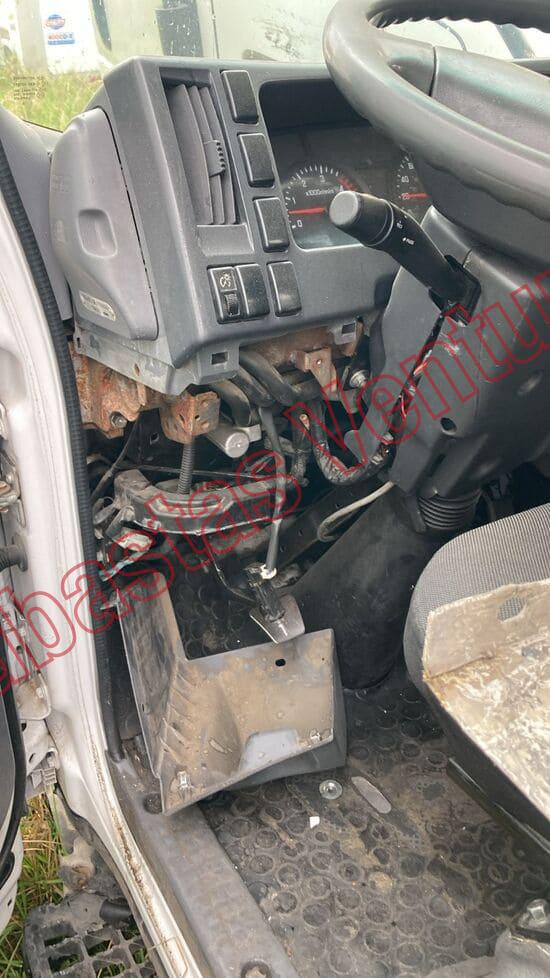 ISUZU ELF600 2015, foto 10 de 19