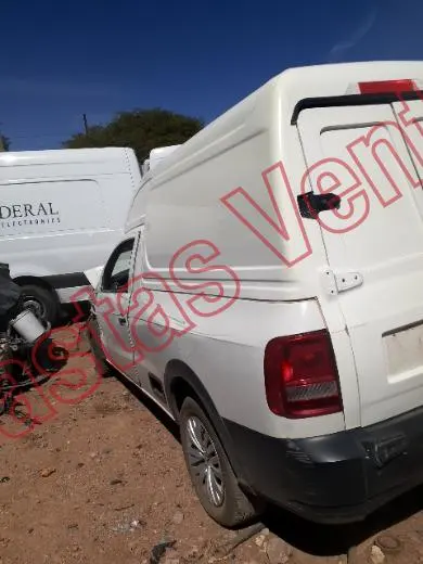 VOLKSWAGEN SAVEIRO  2022, foto 1 de 19