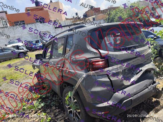 JEEP RENEGADE 2024, foto 12 de 19