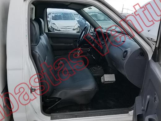 NISSAN NP 300 2014, foto 12 de 19
