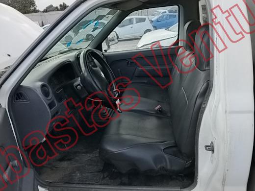 NISSAN NP 300 2014, foto 17 de 19