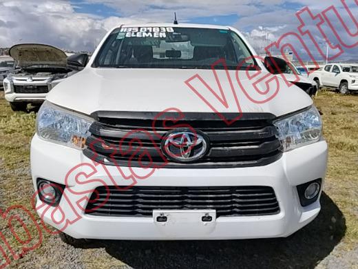 TOYOTA HILUX 2022, foto 2 de 19