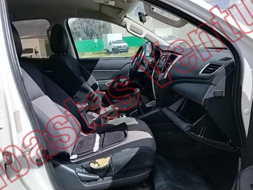 MITSUBISHI L200 2022, foto 12 de 19