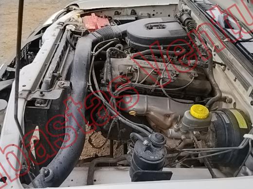 NISSAN NP 300 2015, foto 9 de 19
