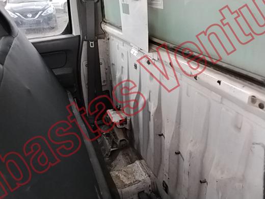 NISSAN NP 300 2014, foto 16 de 19
