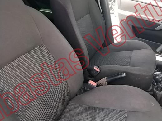 CHEVROLET AVEO 2017, foto 12 de 19