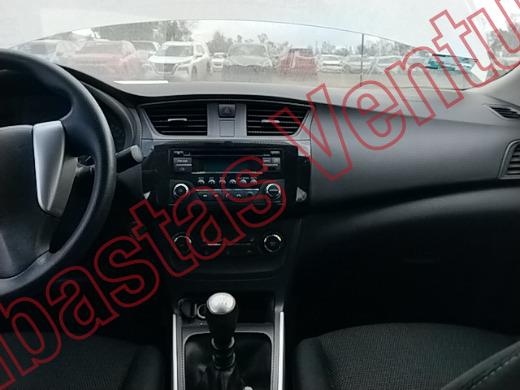 NISSAN SENTRA 2019, foto 13 de 19
