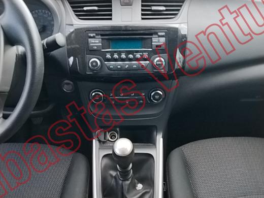 NISSAN SENTRA 2019, foto 14 de 19