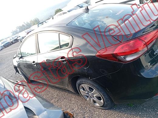 NISSAN VERSA 2015, foto 8 de 19