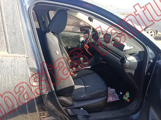 TOYOTA YARIS 2017, foto 12 de 19