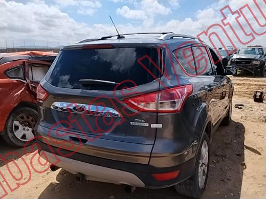 FORD ESCAPE 2013, foto 5 de 19