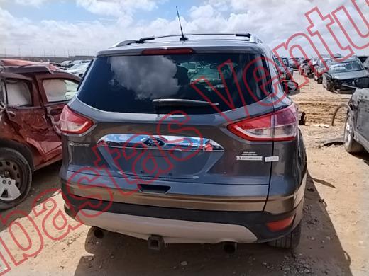 FORD ESCAPE 2013, foto 6 de 19