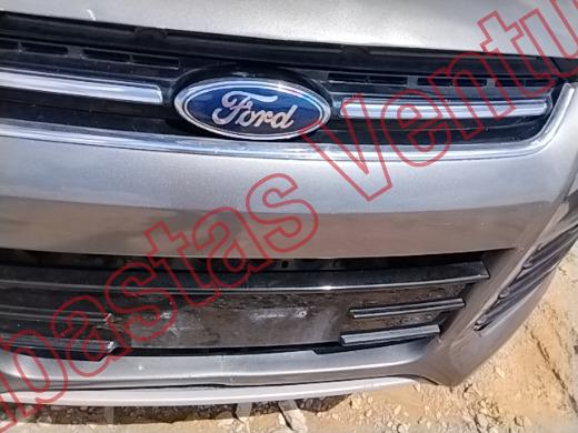 FORD ESCAPE 2013, foto 18 de 19