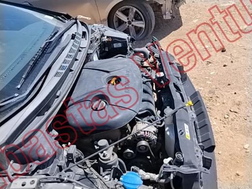 HYUNDAI ELANTRA 2016, foto 11 de 19