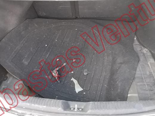 HYUNDAI ELANTRA 2016, foto 15 de 19