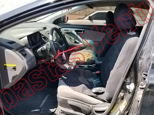 HYUNDAI ELANTRA 2016, foto 17 de 19