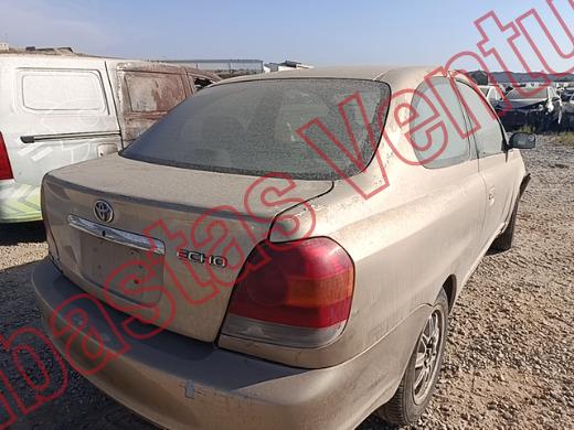 TOYOTA ECHO 2005, foto 5 de 19