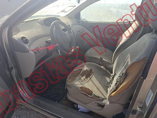 TOYOTA ECHO 2005, foto 17 de 19