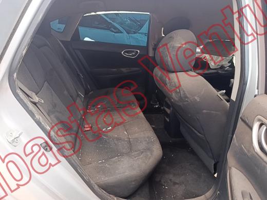 NISSAN SENTRA 2014, foto 13 de 19