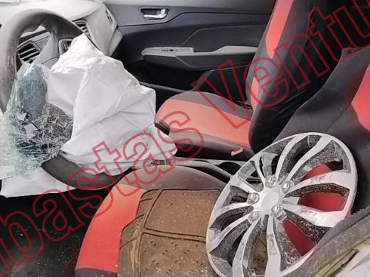 HYUNDAI ACCENT 2019, foto 17 de 19