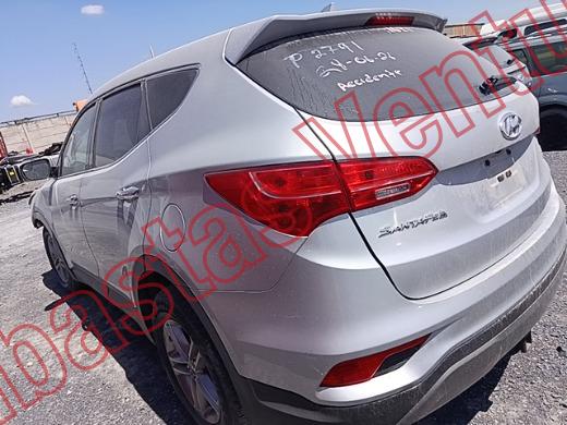 HYUNDAI SANTA FE 2017, foto 7 de 19