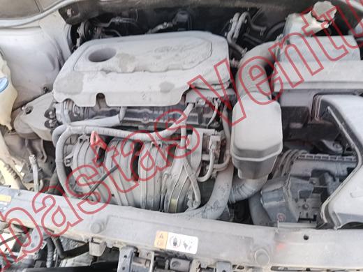 HYUNDAI SANTA FE 2017, foto 10 de 19
