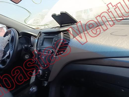 HYUNDAI SANTA FE 2017, foto 14 de 19