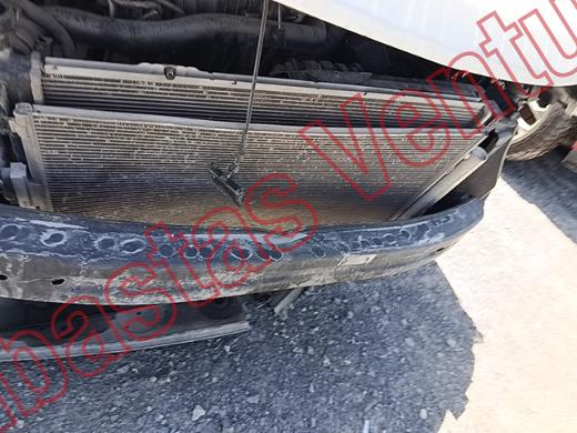 HYUNDAI SANTA FE 2017, foto 18 de 19
