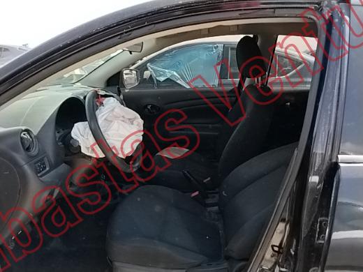 NISSAN VERSA 2019, foto 17 de 19
