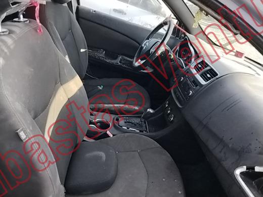 DODGE AVENGER 2013, foto 12 de 19