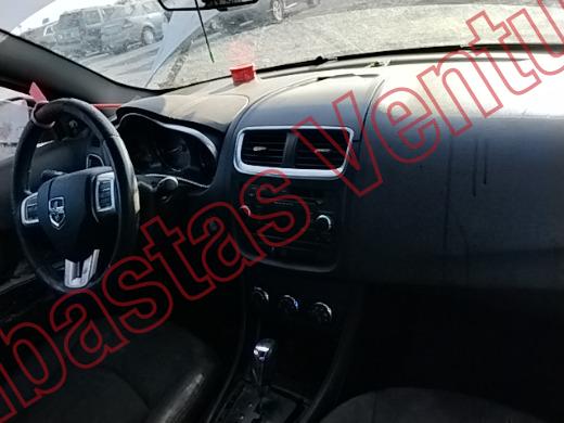 DODGE AVENGER 2013, foto 14 de 19