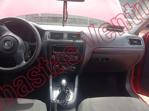 VOLKSWAGEN JETTA 2012, foto 14 de 19