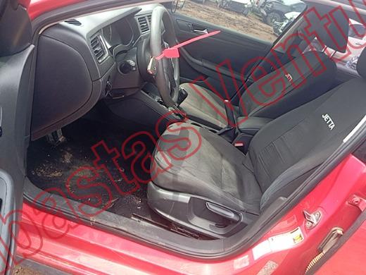 VOLKSWAGEN JETTA 2012, foto 17 de 19