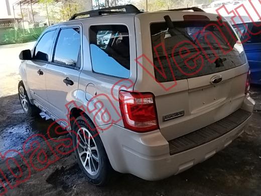 FORD ESCAPE 2008, foto 7 de 19