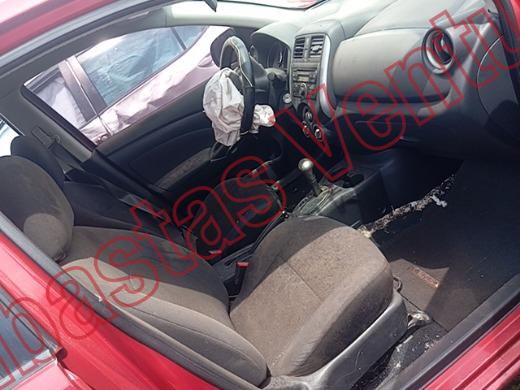 NISSAN VERSA 2013, foto 12 de 19