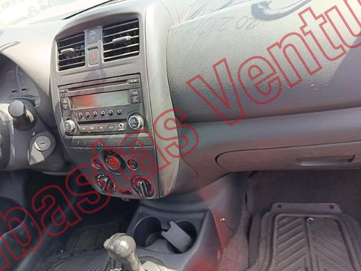 NISSAN VERSA 2015, foto 14 de 19