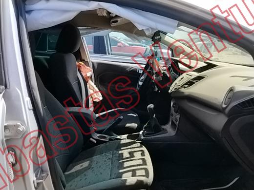 FORD FIESTA 2014, foto 12 de 19