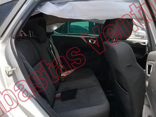 FORD FIESTA 2014, foto 13 de 19