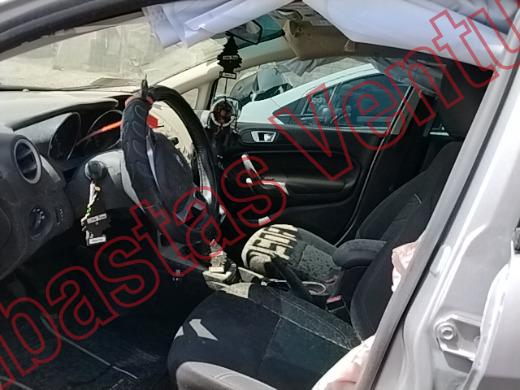 FORD FIESTA 2014, foto 17 de 19