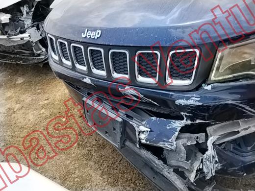 JEEP COMPASS 2018, foto 18 de 19